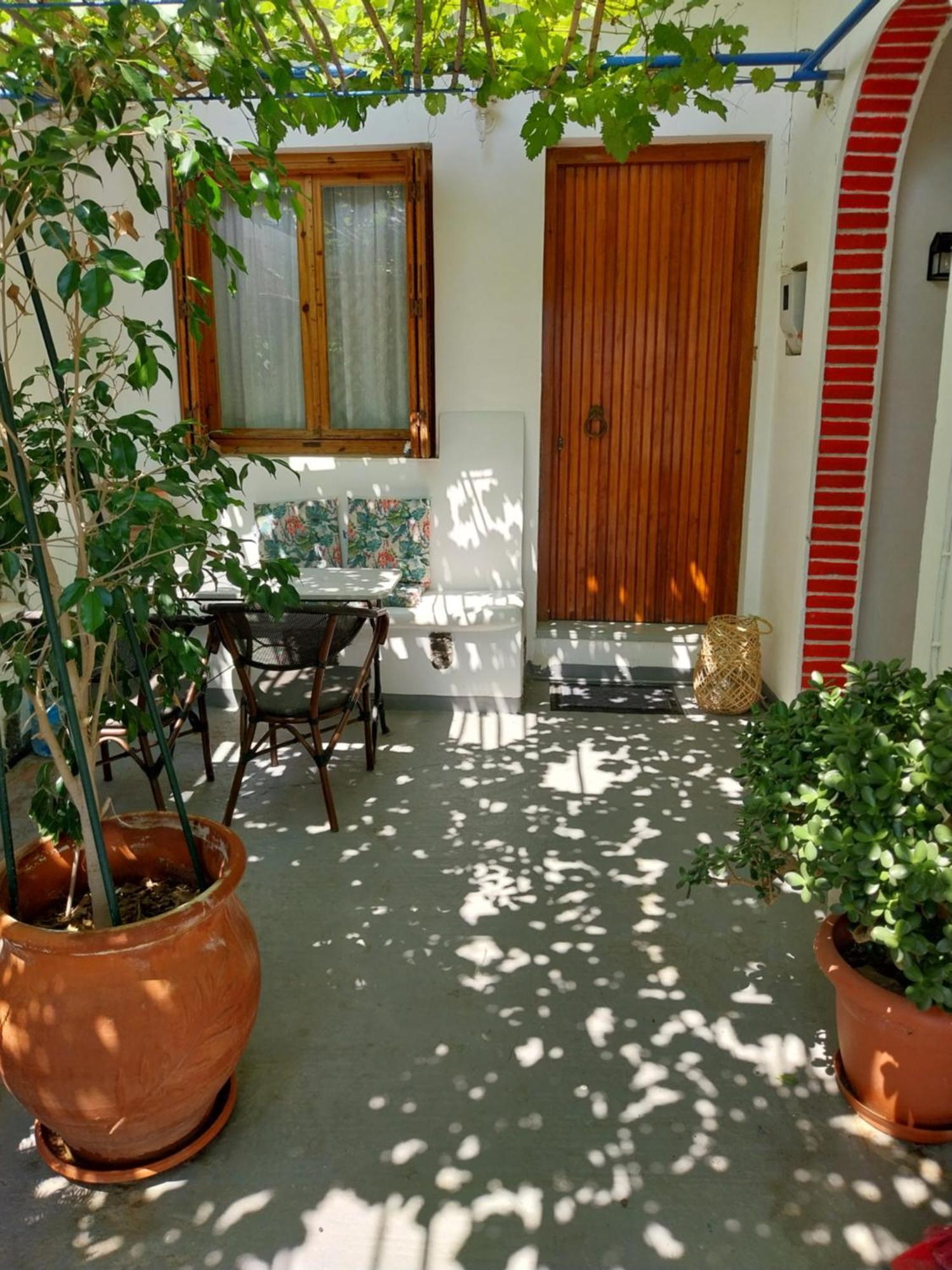 Green Sea View Poros Town Exterior photo